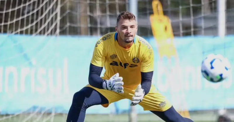 Palmeiras Sonda Gabriel Grando do Grêmio para o Gol: Detalhes