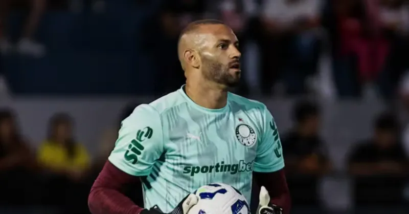 Weverton Palmeiras Libertadores: O Goleiro dos Recordes e a Busca pela Perfeição