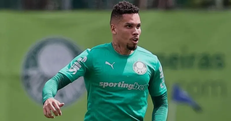 Paulinho no Palmeiras: Recuperação e Estratégia para o Mundial de Clubes