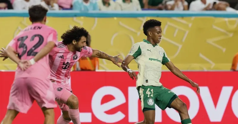 Estêvão e o Dilema do Foco no Palmeiras Antes da Transferência para o Chelsea