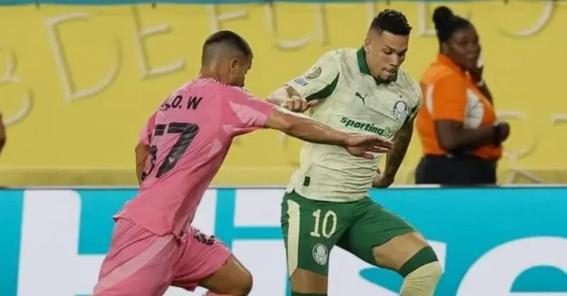 Paulinho Brilha, Mas Dores Freiam Atacante no Palmeiras: Entenda a Luta pela Recuperação