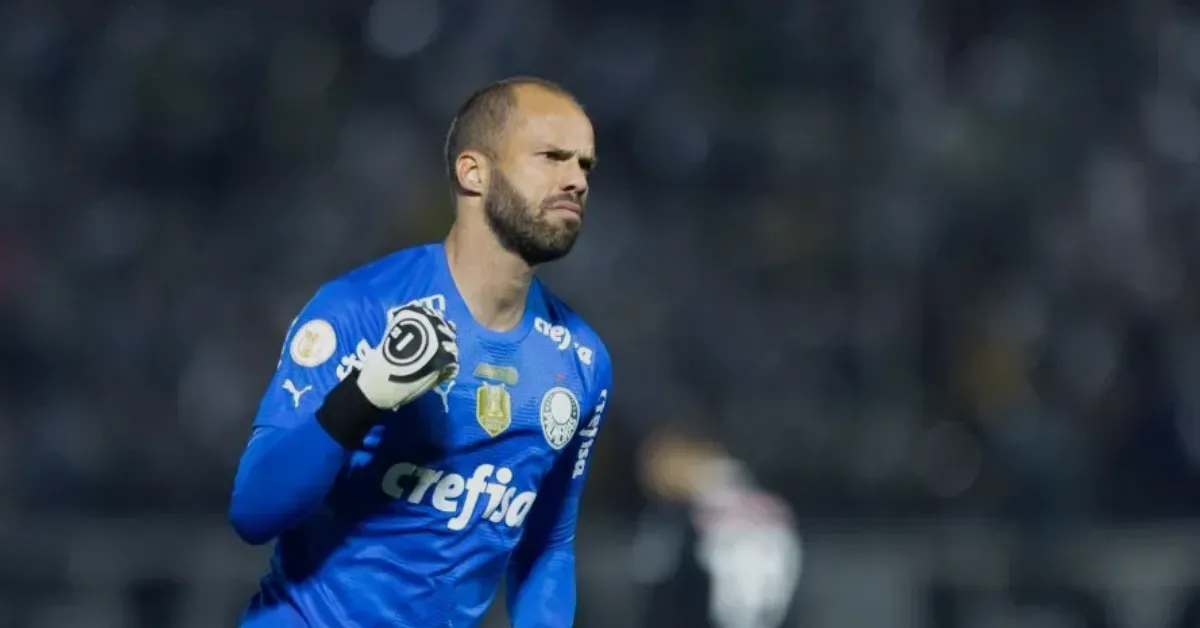 Lomba no Palmeiras: Futuro Incerto Após Chegada de Goleiro Carlos Miguel