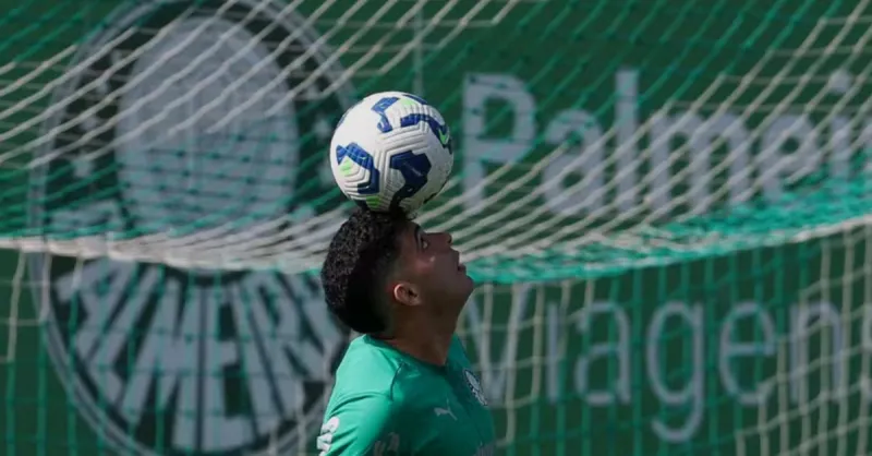 Bruno Rodrigues Volta aos Treinos do Palmeiras Após Lesão: Impacto e Perspectivas