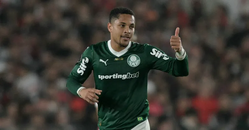 Palmeiras na Libertadores: Vitor Roque Enaltecido e Análise Espanhola da Vitória Crucial