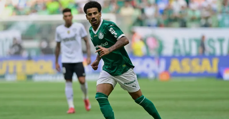 Lesão de Evangelista: Abel Ferreira e o Enigma Tático no Meio-Campo do Palmeiras