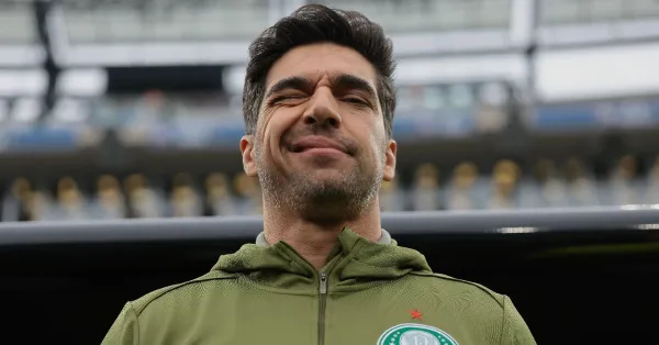 Abel Ferreira Desmascara 'Narrativa Hipócrita' na Arbitragem Pós-Empate do Palmeiras