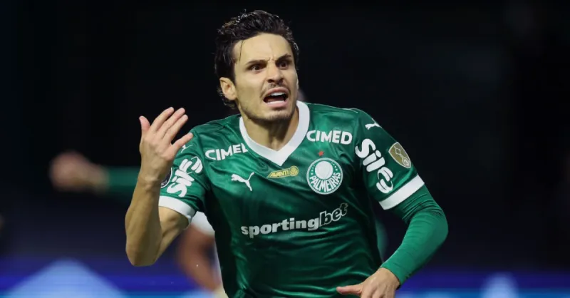 Raphael Veiga: A Atuação Decisiva que Levou o Palmeiras à Final da Libertadores