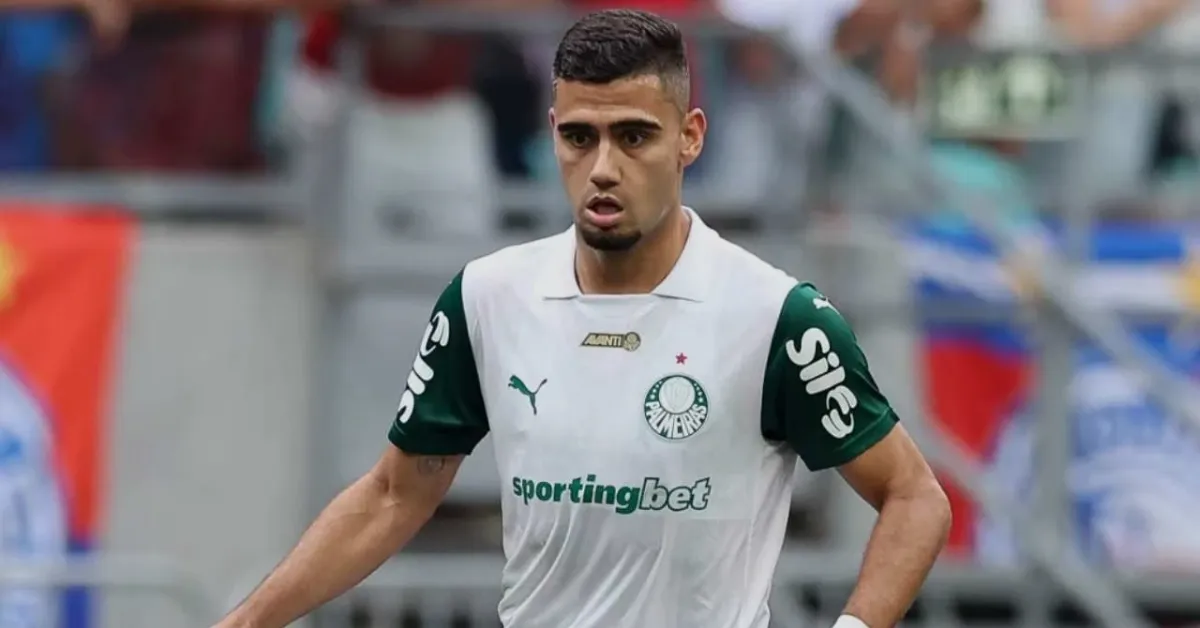 Andreas Pereira: Mago do Meio-Campo Alviverde e o Desafio da Seleção Brasileira