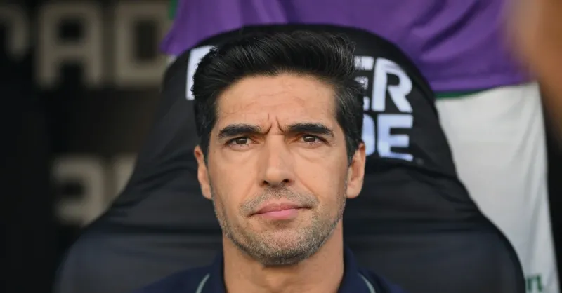 Abel Ferreira e Palmeiras: Elenco Milionário, Renovação e Pressão por Títulos em 2026