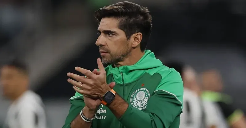 Abel Ferreira exige agilidade em reforços para Palmeiras 2026