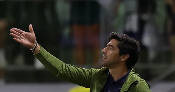 Abel Ferreira Fica no Palmeiras: Renovação e Saldo da Temporada 2025