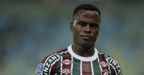 Jhon Arias: Palmeiras de Olho em Meia Colombiano que Brilha na Premier League