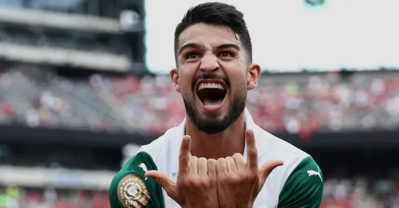 Flaco López: Artilheiro do Palmeiras na Luta por Vaga na Copa do Mundo
