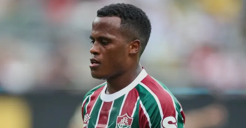Palmeiras Negocia Arias: Flamengo Tentou, Mas Verdão Segue Firme em Busca de Reforço